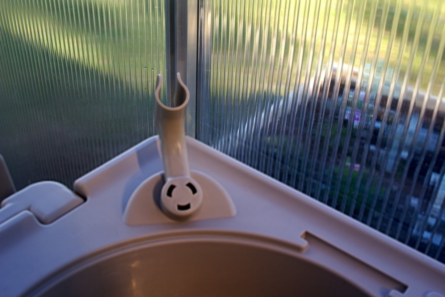 Riverstone MONT Greenhouse Sink | Greenhouse Accessories | Garden Forests